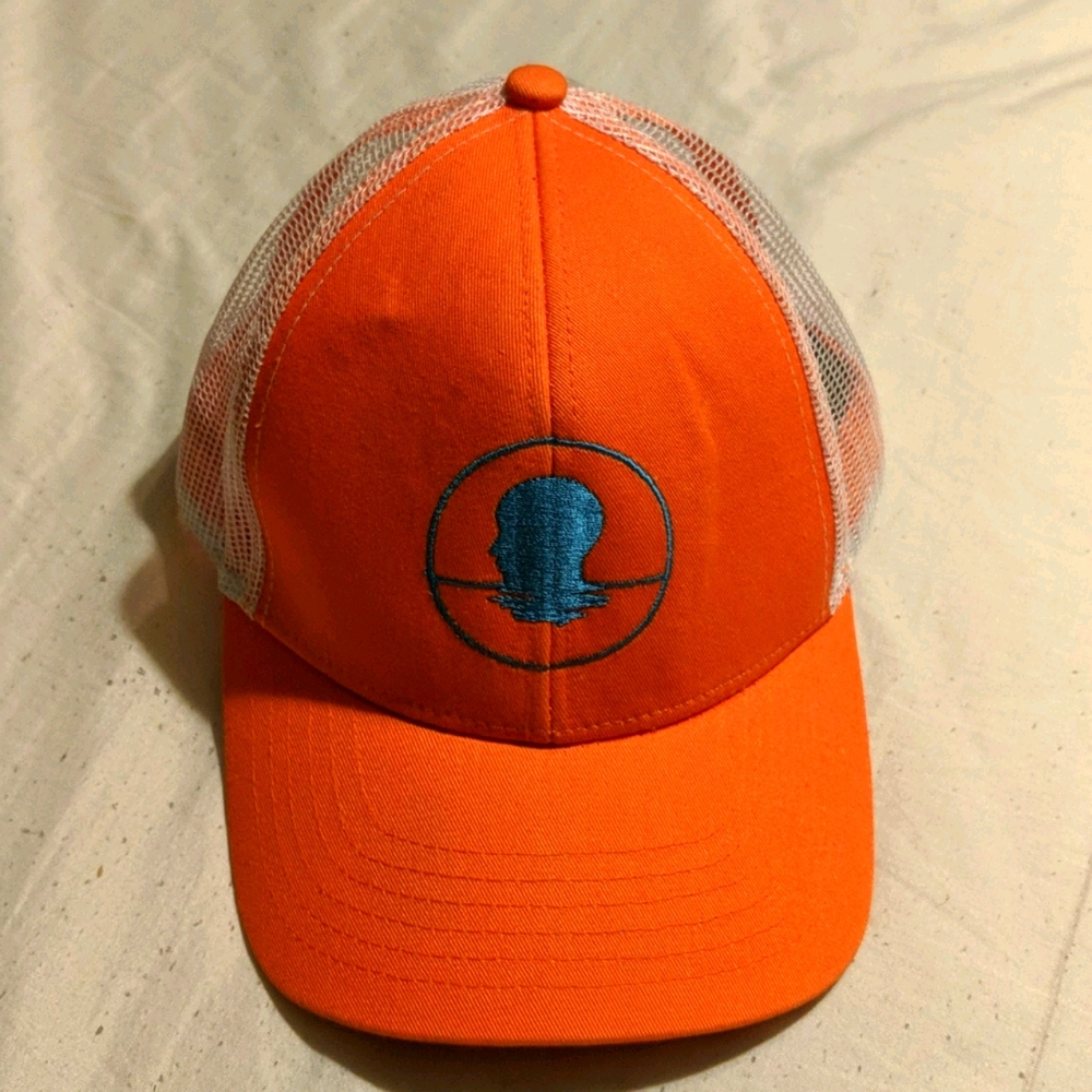Beach head trucker hat